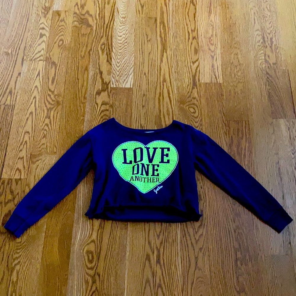 Cute teens cropped long-sleeved shirt!!